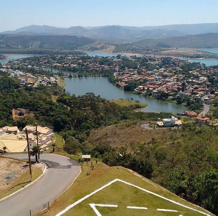Apartamentos Mirante De Escarpas Capitólio エクステリア 写真